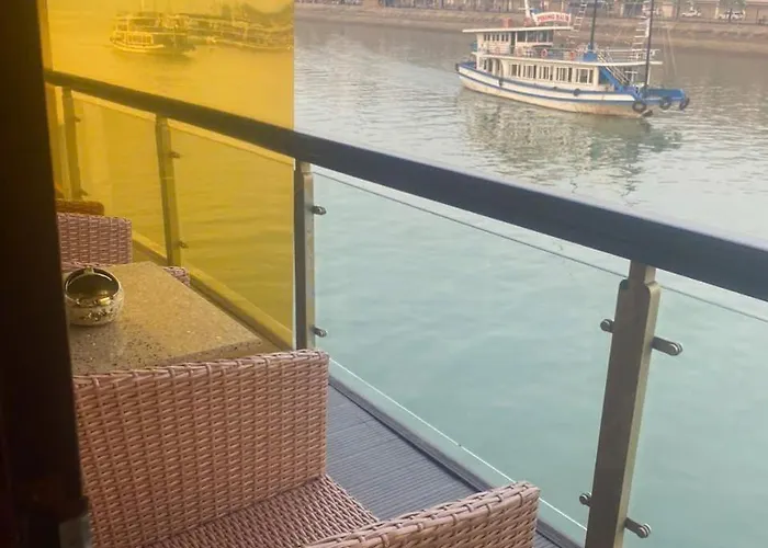 Golden Cruise Luxury