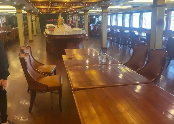 Golden Cruise Luxury * Ha Long