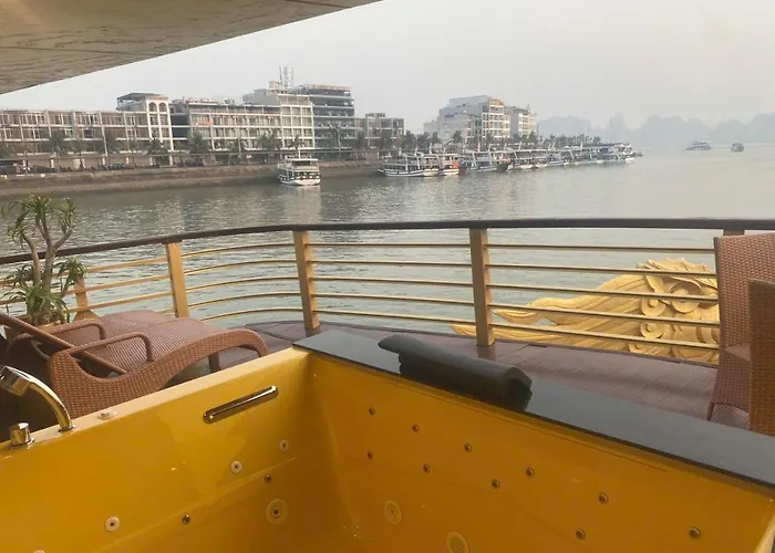 Golden Cruise Luxury Apartamento