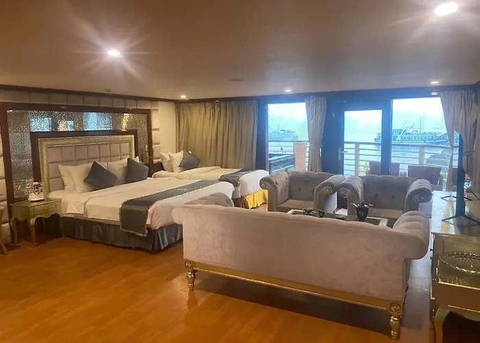 Golden Cruise Luxury Ha Long