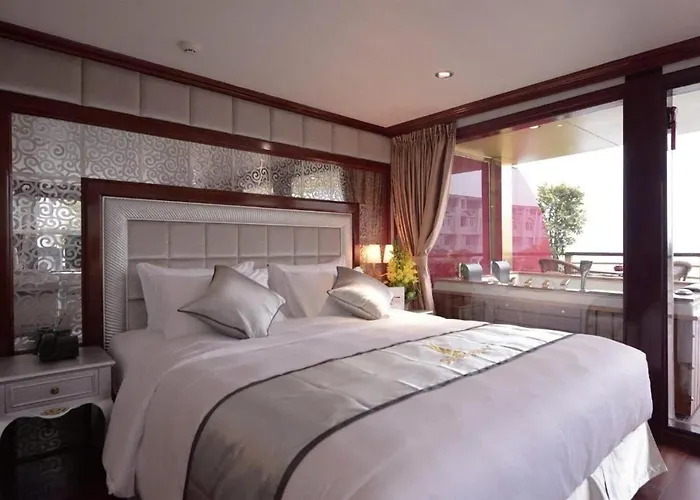 Golden Cruise Luxury Apartamento